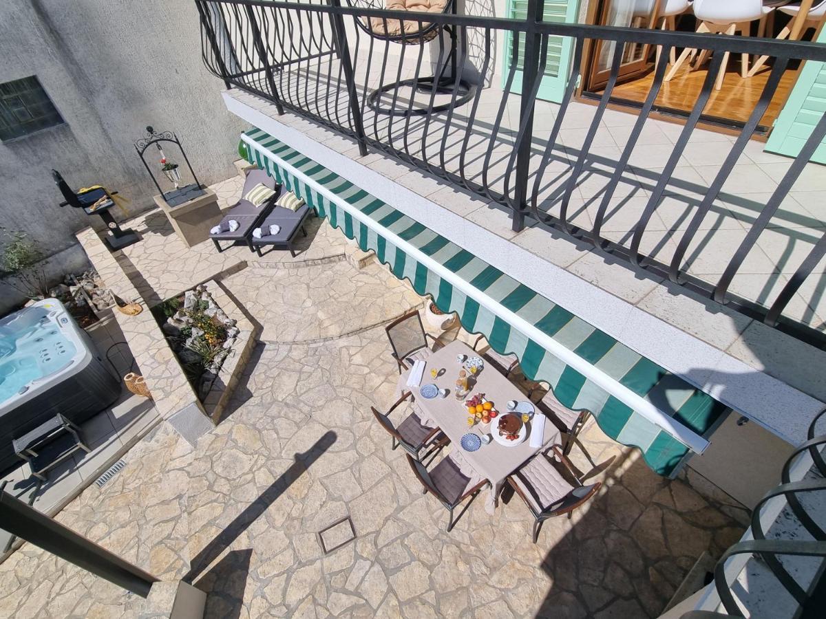 Holiday House Marea With Jacuzzi Crikvenica Kültér fotó