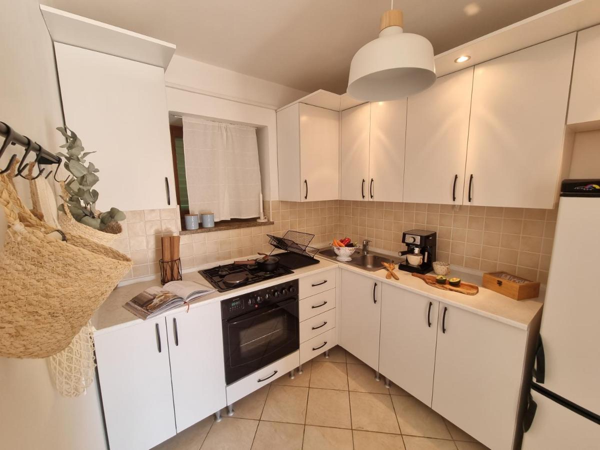 Holiday House Marea With Jacuzzi Crikvenica Kültér fotó