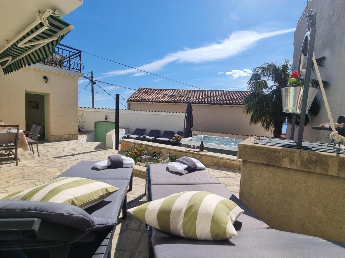 Holiday House Marea With Jacuzzi Crikvenica Kültér fotó